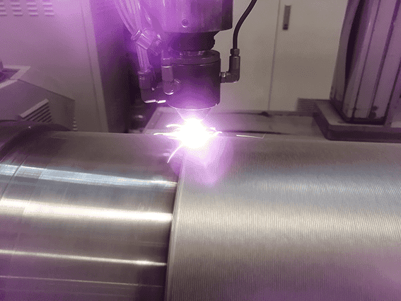 High-speed laser cladding shaft parts