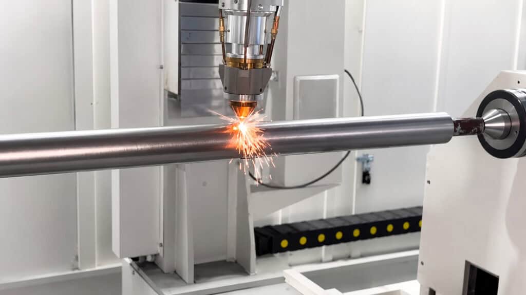 multi-axis-laser-cladding-equipment-for-long-shaft-repair