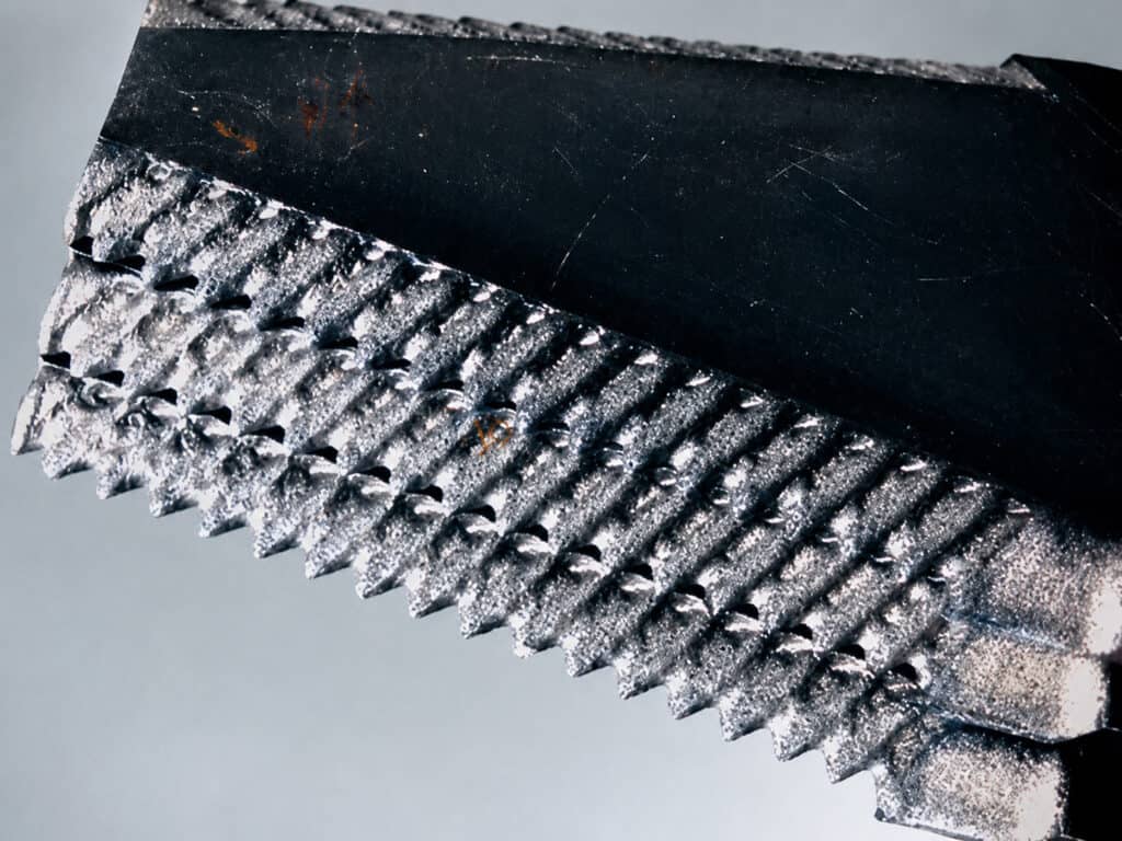 High-Performance Laser Cladding Repair for Agricultural Machinery Blades and Wear-Resistant Cutting Tools