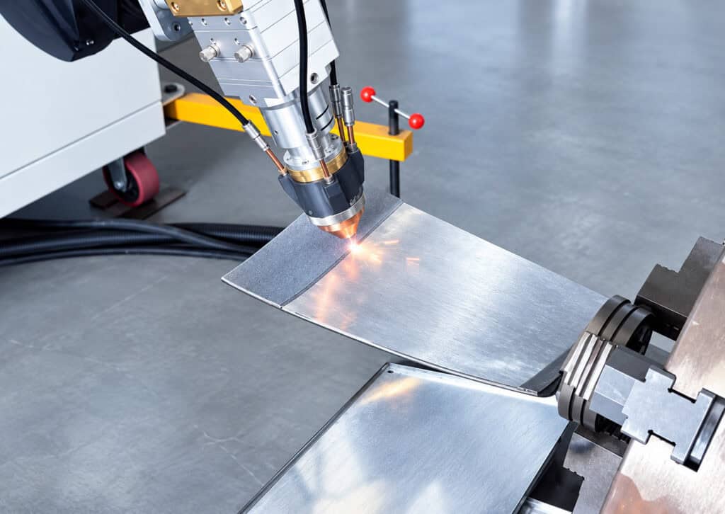 Laser Cladding Surface Strengthening of Aluminum Alloy Blades